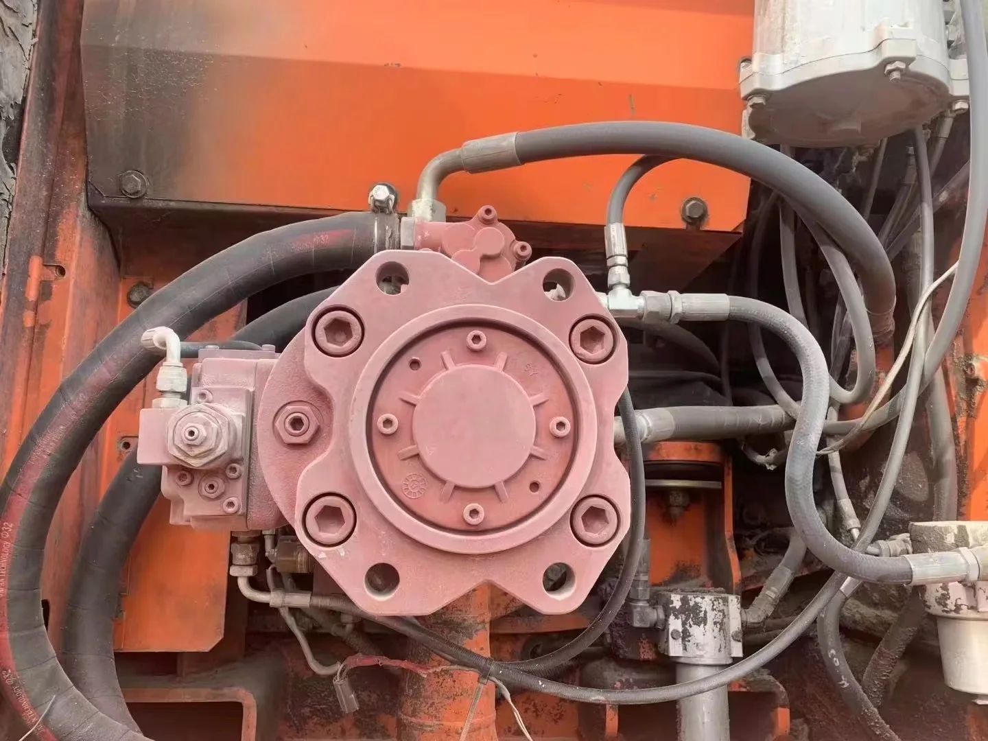 Колесный экскаватор Doosan DH210W 20 тонн