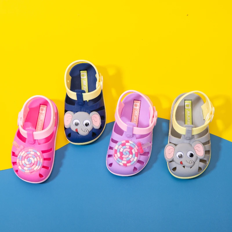 
Children slippers Non-slip wear-resistant and breathable Hole shoes 