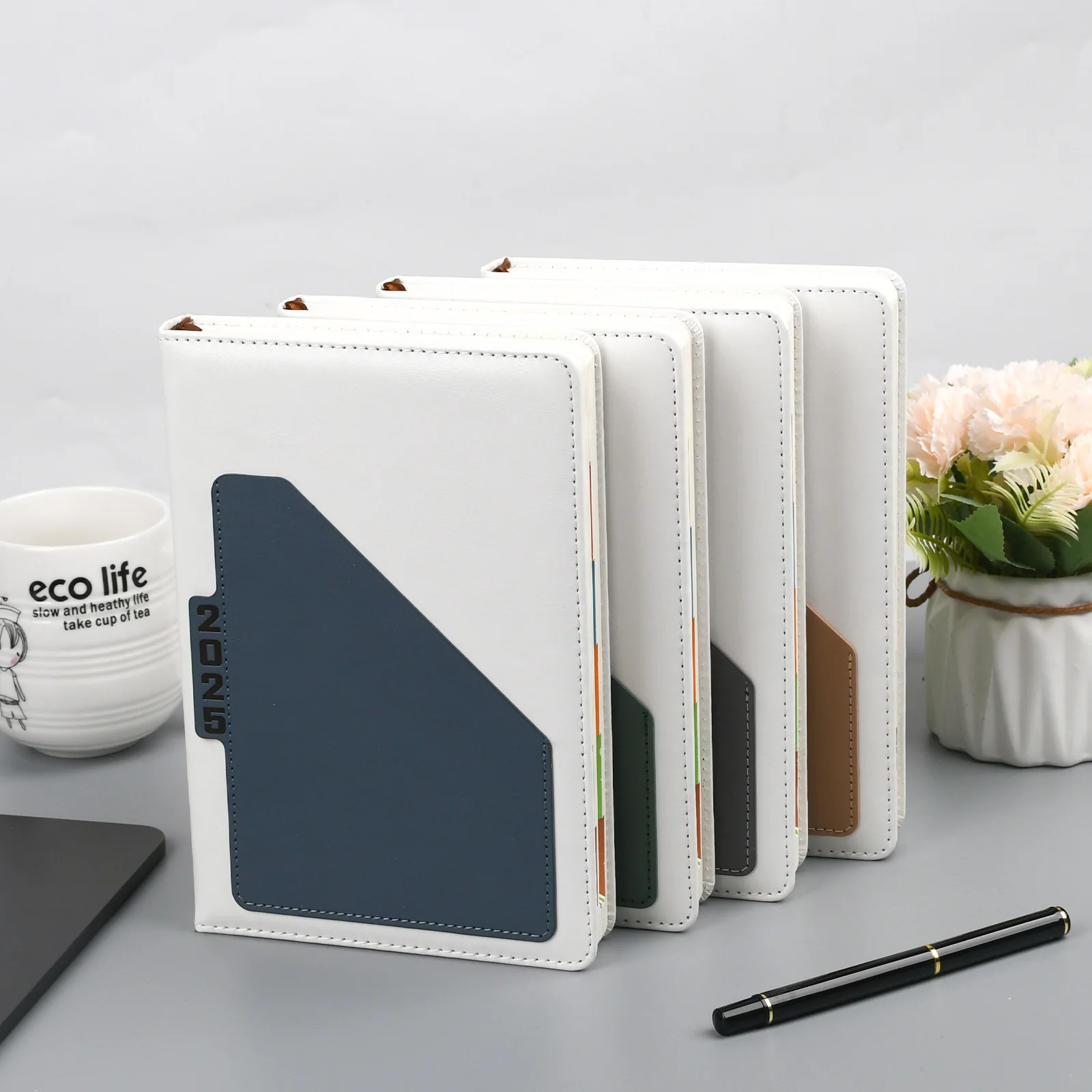 2025 Custom Printed Paper Classic Design Business agenda Top Pu Leather Diary Hardcover Journal Planner Notebook with pocket