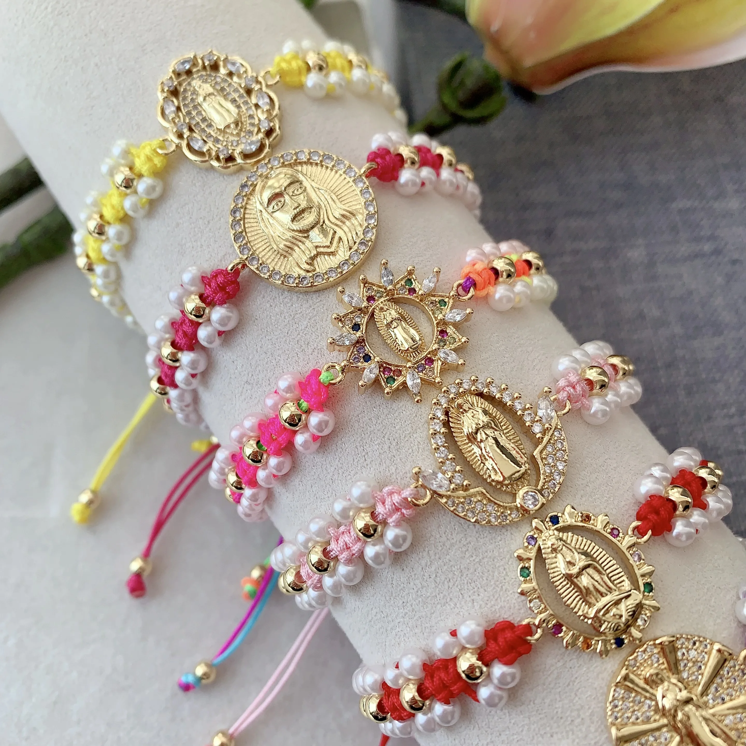 BD- C2645 лидер продаж плетеные вручную регулируемые браслеты красочный дизайн браслет для девочек католический Святого