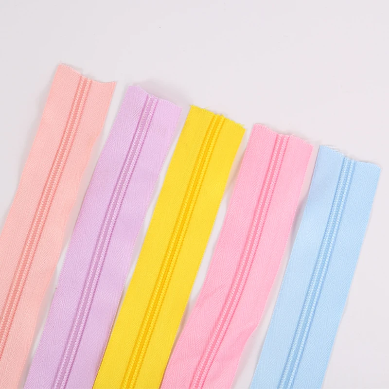 Заводская акция, недорогой нейлоновый многоцветный рулон на молнии для домашнего текстиля