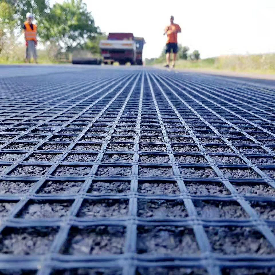 Fiberglass Geogrid 80kn/m Fiberglass Geogrid As Runway Reinforcement Fiberglass Geogrid Coated Bitumen