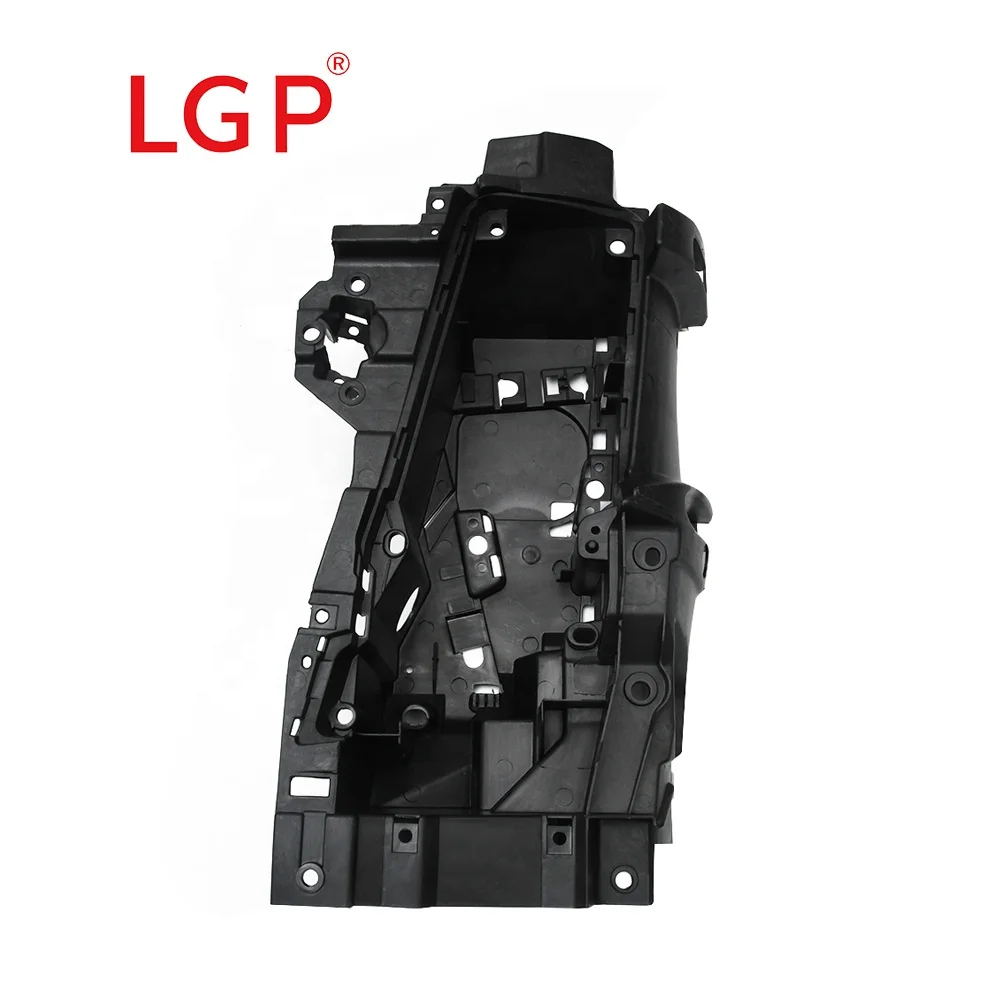 Truck Spare Parts FH/FM V3 Lamp Housing LH 82209788 RH 82209849 one piece