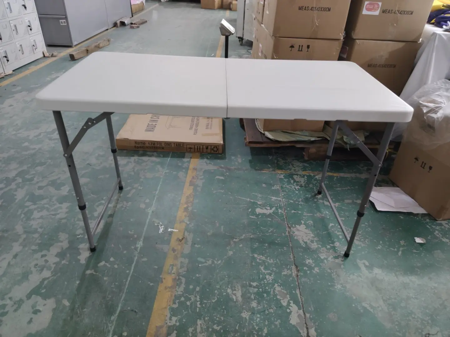 Modern Foldable Table Fold Up White Rectangular Folding Promotional Outdoor Table