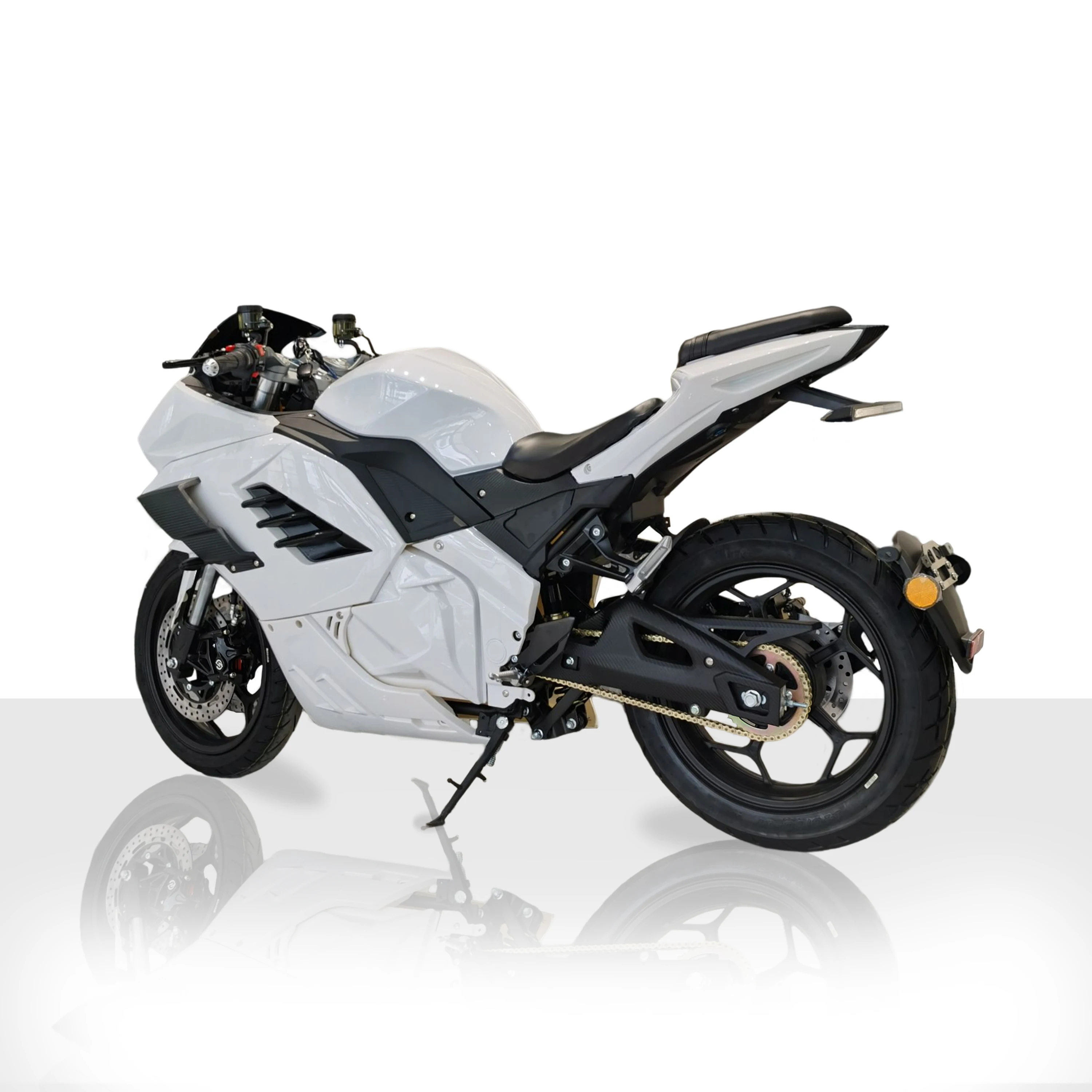 Cruiser Motorcycle 4000w Reach 140KM/H Chain Motor Bike Motorcycle For Adults