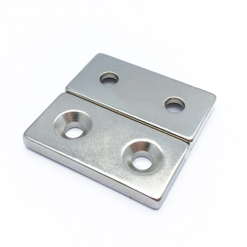 Прочный квадратный Неодимовый блок N52 с потайным отверстием на заказ