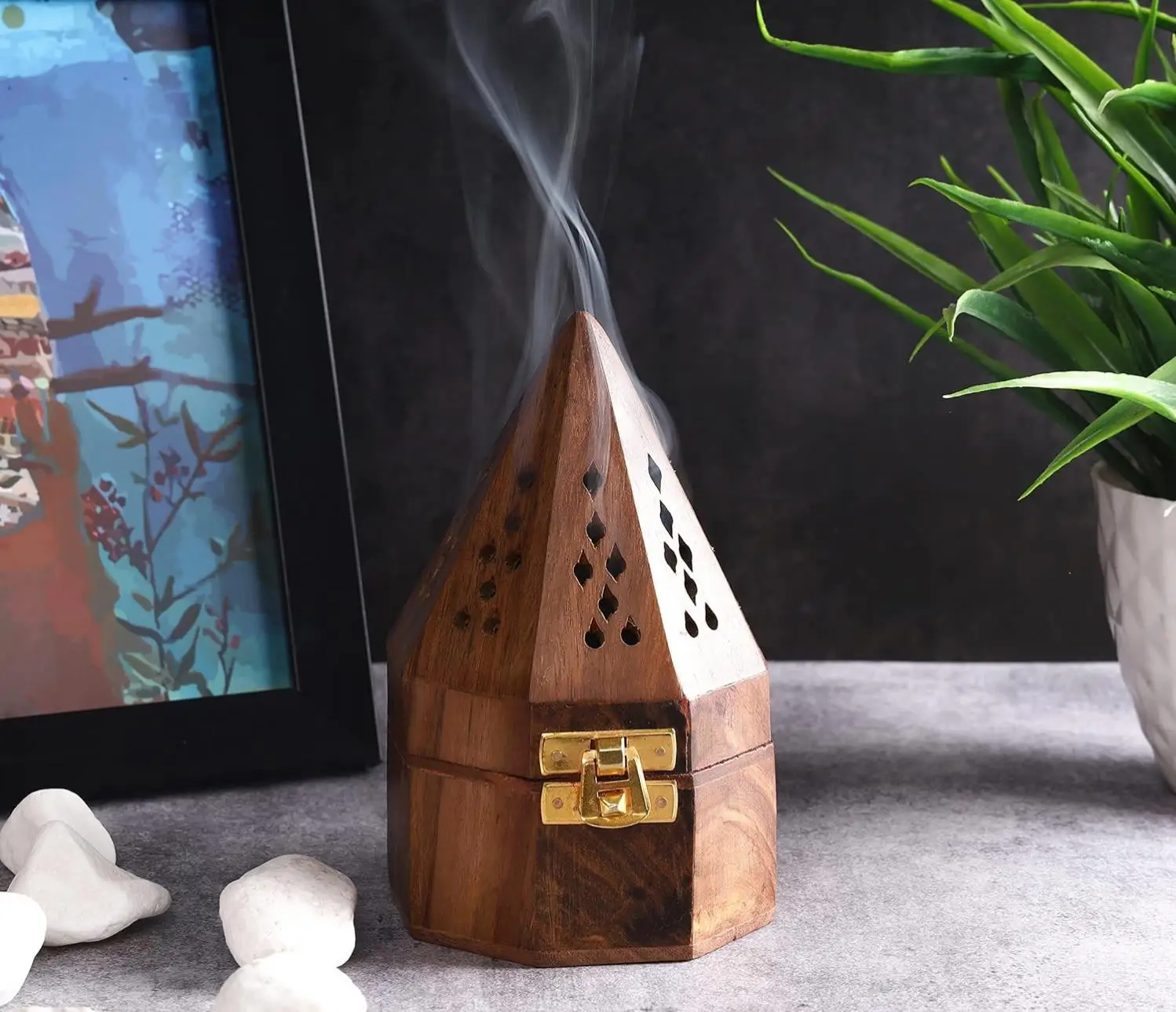 Wholesale Handmade Antique Wooden Mini Incense Cone Holder Tower With Unique Design For Office Hotel Fragrance