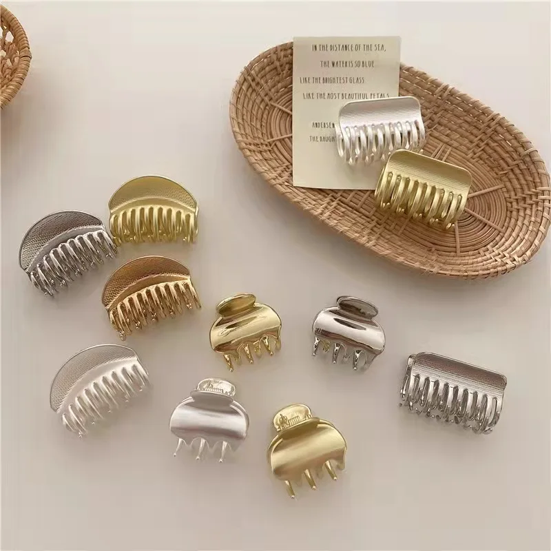European and American popular hair claws small alloy metal glossy gripper clips new temperament ponytail matte hair clamp female