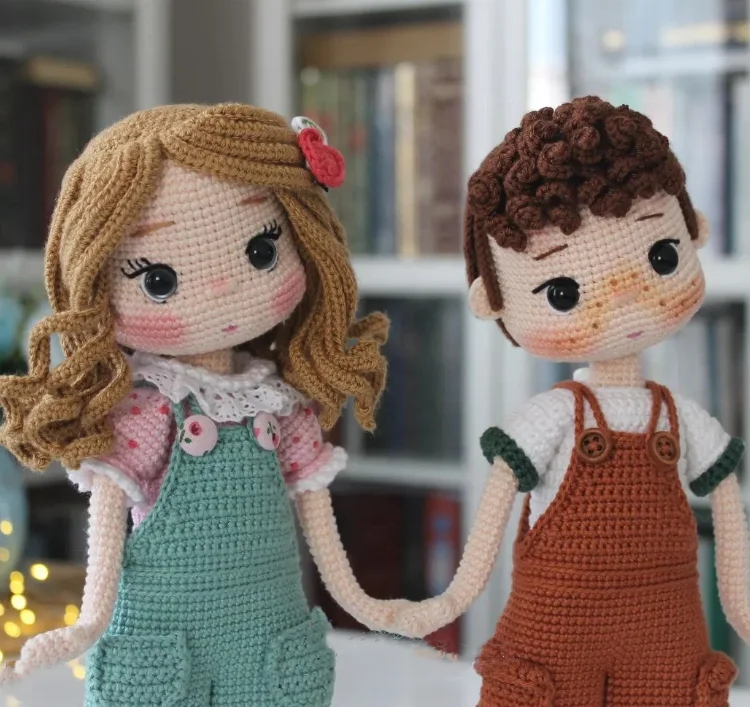 Ins Hot Hand Crochet Boy and Girls Dolls Crafts Made Customized Logo and Label Amigurumi Kids Dolls Toys