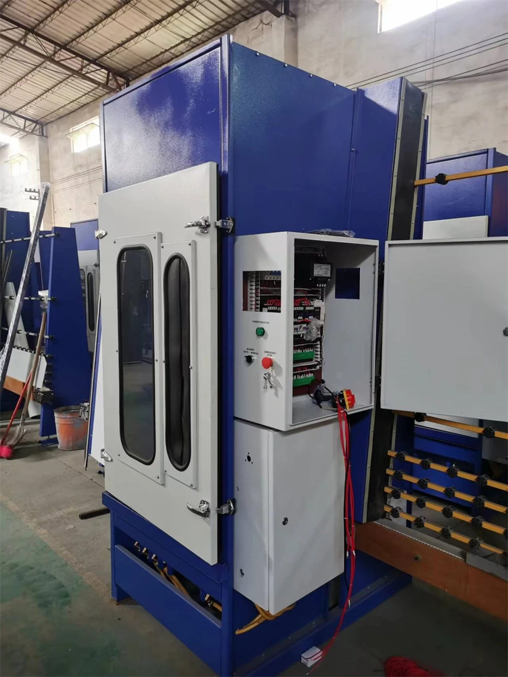 Fully Automatic Vertical Emery Glass Sand Blasting Machine for Manufacturing Plants Glass Factories Pump Engine Core Components