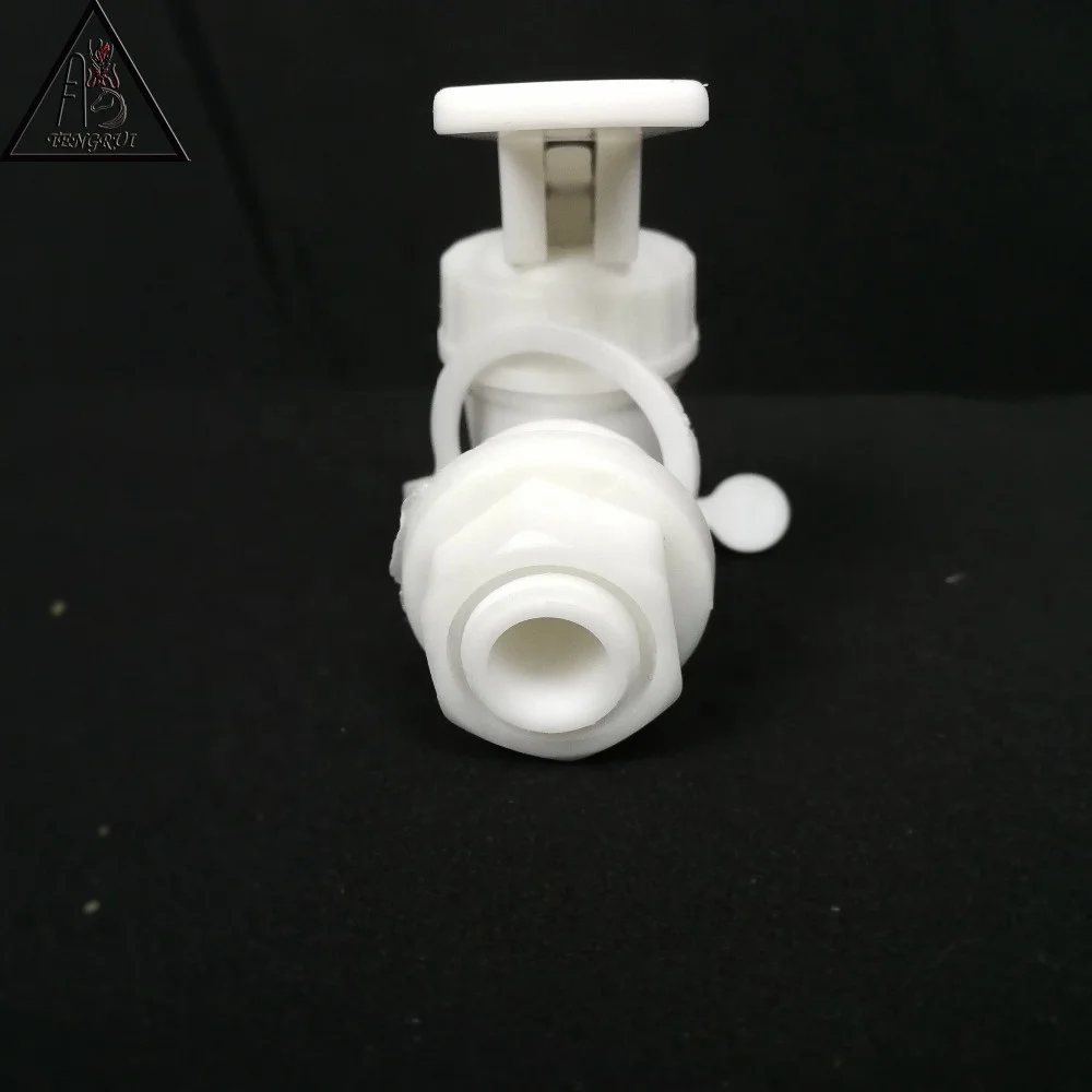High Quality Plastic water spigot with dust cover