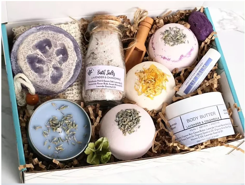 Vegan Private Label Bath Sets Natural Sea Salts Bombs Candles Skin Lightening Scrub Bath Gift Set