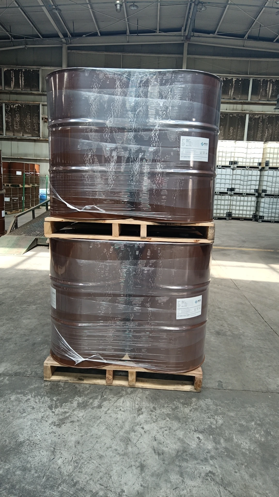 China Manufacturer High Quality Cosmetic Grade USP grade Liquid Paraffin Oil /White Oil /White Mineral Oil