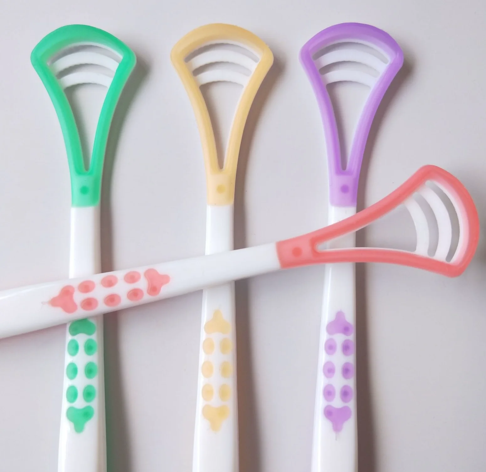 Aligan силиконовый скребок для языка чистки языка для взрослых неприятного запаха изо рта кисти ручной множество различных цветовых вариантов с Дорожный чехол высокого качества