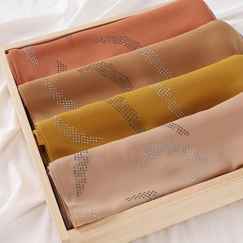 2022 New design scarves muslim hijab solid color rhinestone hijab headscarf chiffon women hijab