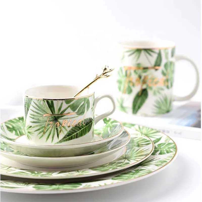 Dinner Set Porcelain Luxury Wholesale Wedding Bone China Dinner Plate Set With Green Banana Leaf Plate Set