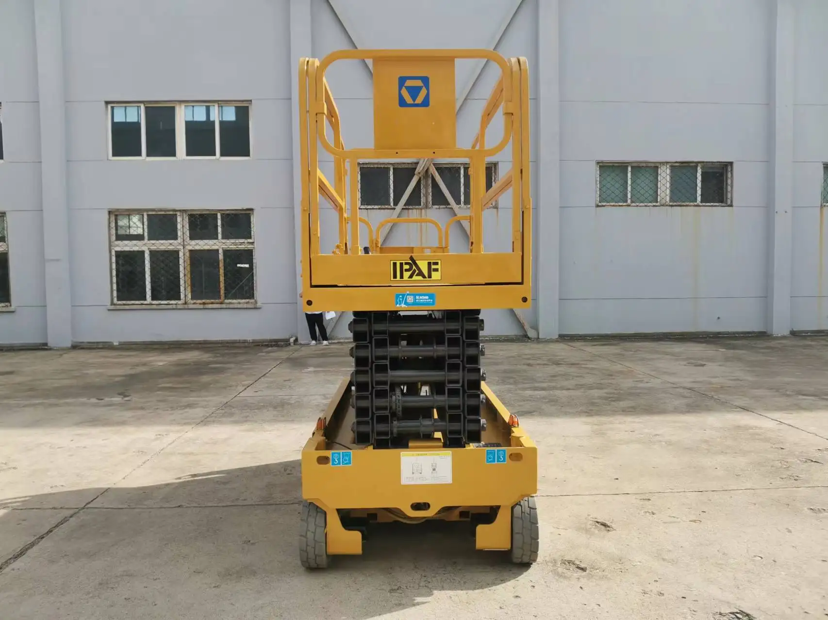 XCMG Official Second Hand GTJZ1212 Used Aerial Work Platform Scissor Lift Factory Price