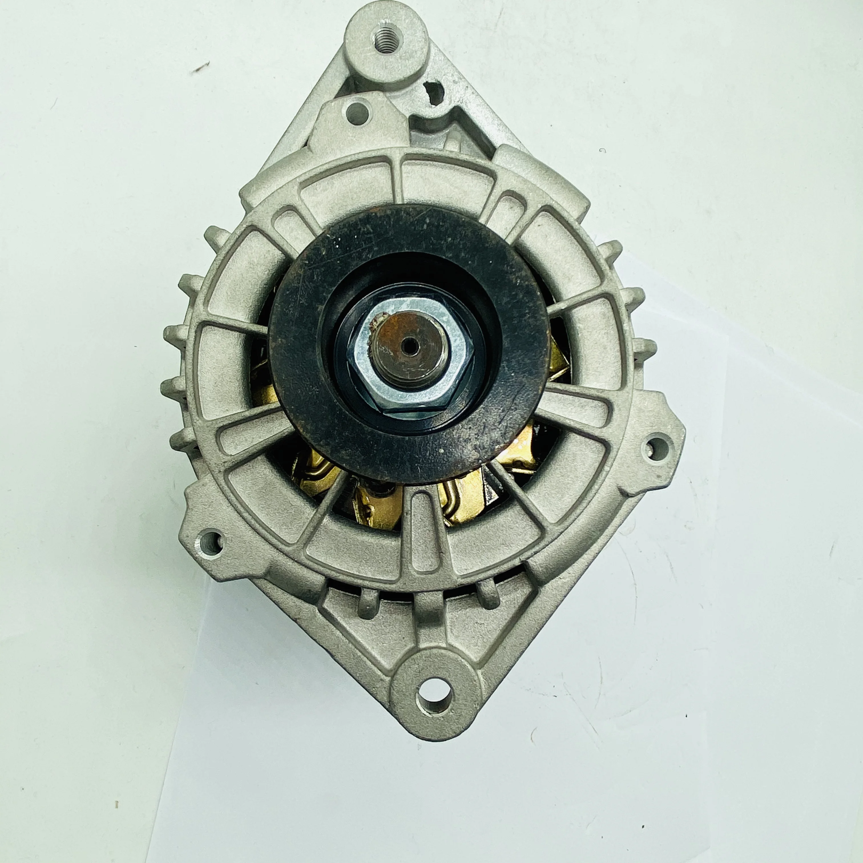 12 В 85 а русская альтернатива 96303556 96303550 CA1671IR