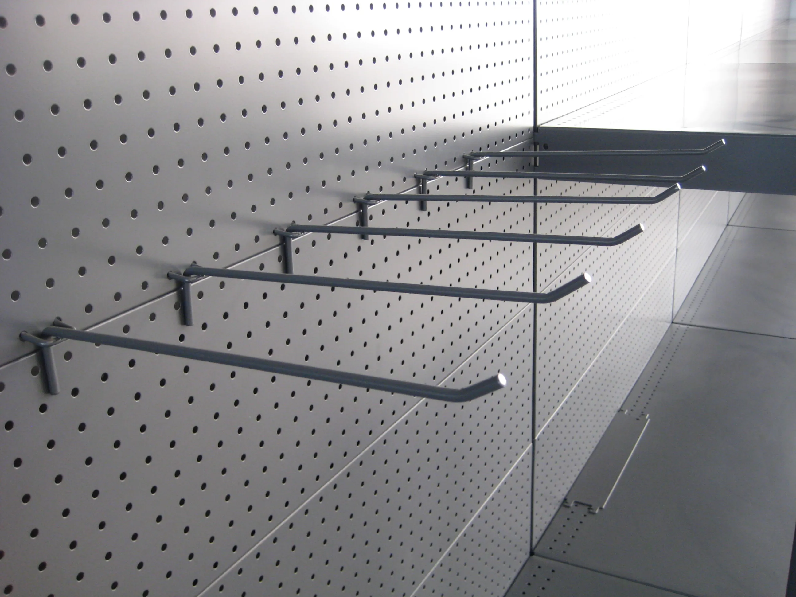 Metal Display Hanging Shelf Hooks, Display Hook Slatwall Shelf Hook