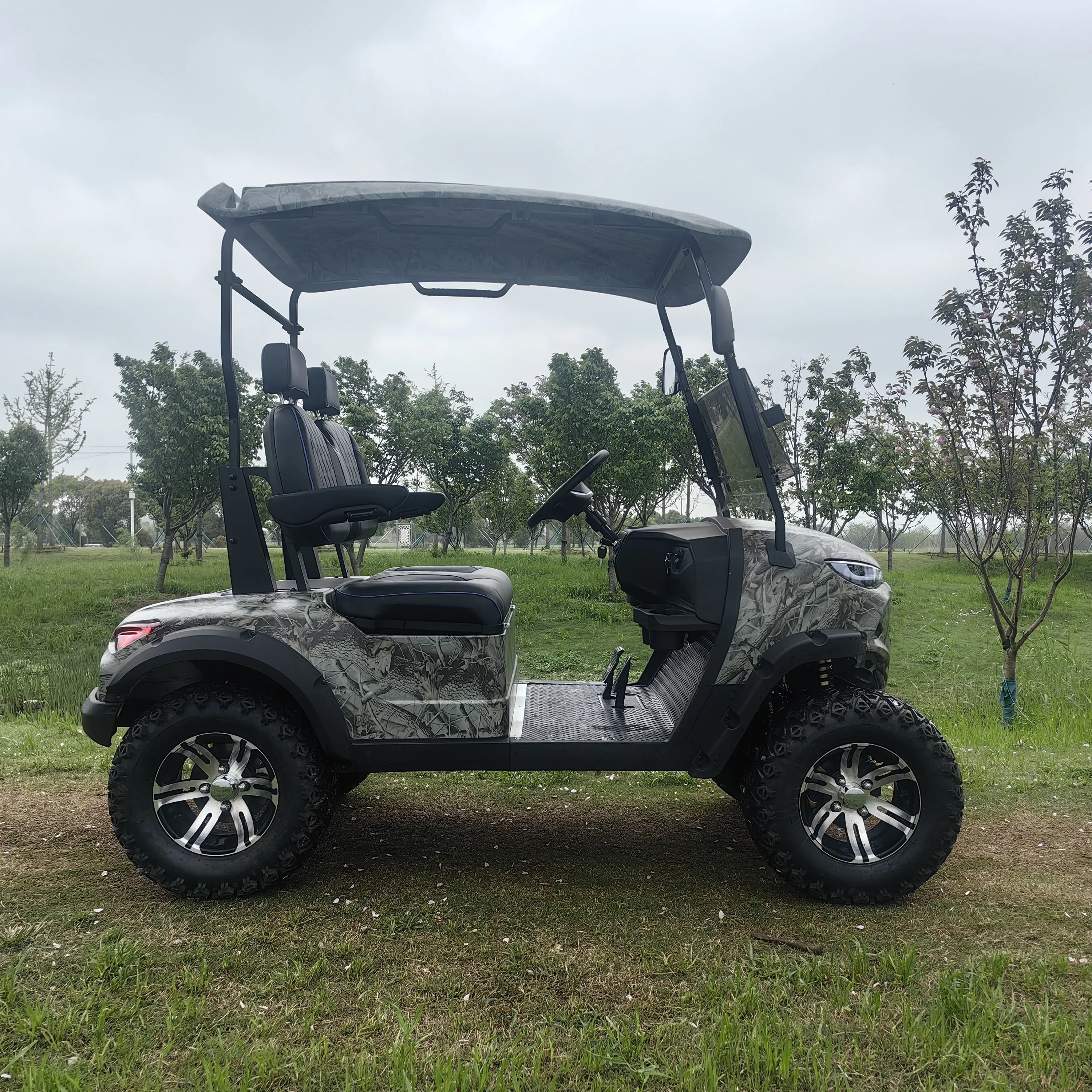 High Performance Electric UTV with AC Motor & 96V 152Ah Lithium Ion Battery Product Type UTV
