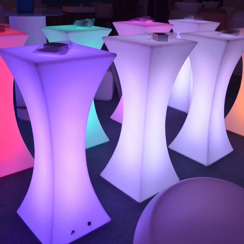 
2021 New 16 color change led light up table and chair cube party furniture rechargeable &led furniture 