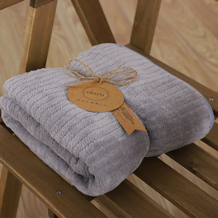 New Wholesale custom logo comfortable rectangle large size bath towels for bathing