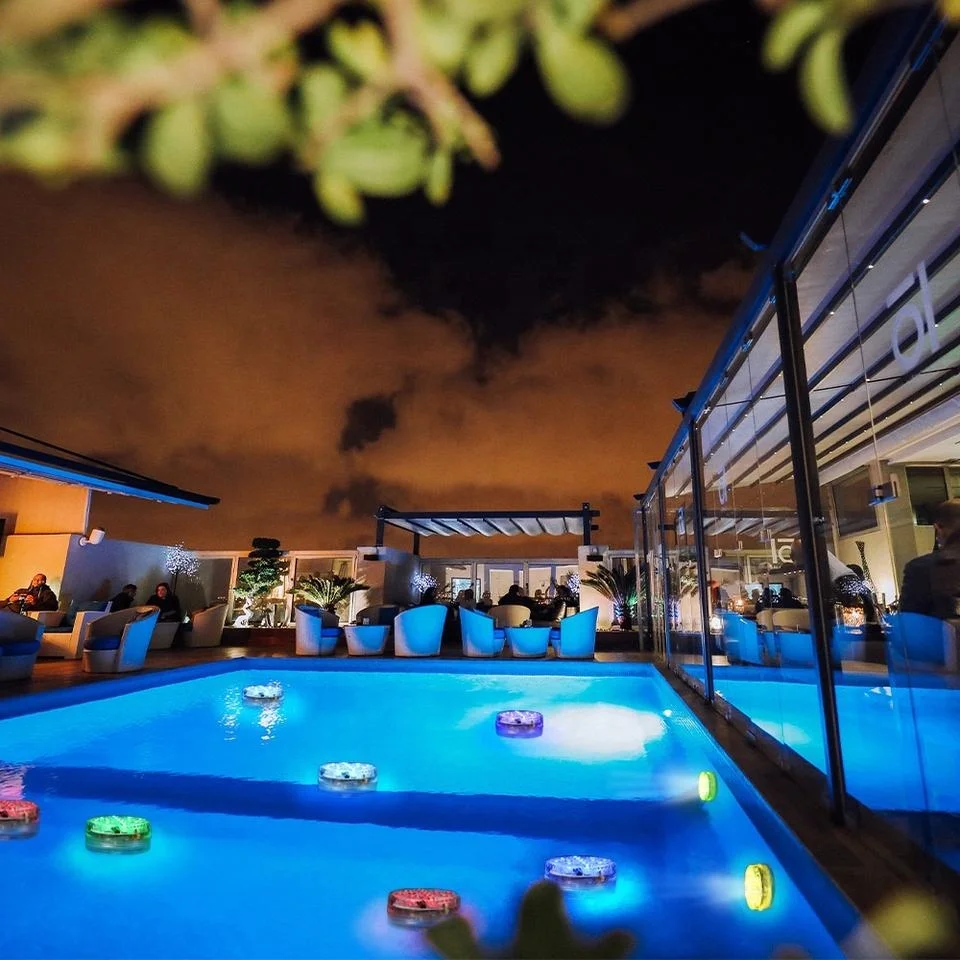 Remote Control RGB IP68 Waterproof LED Swimming Floating Pool Light Underwater LED Light for Swimming Pool