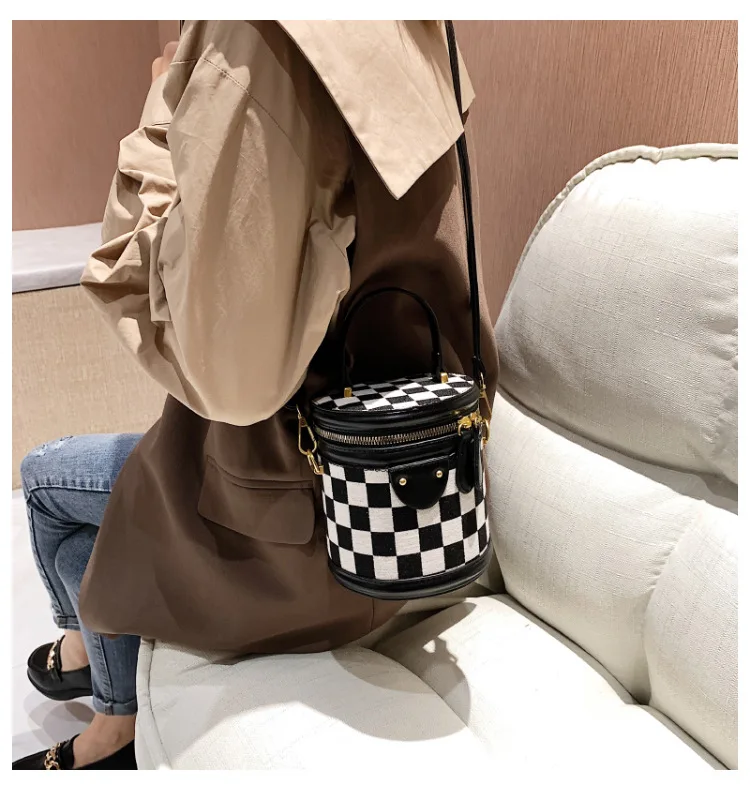 ARUBBIT Brand Chinese Black and White Grid Print Women Crossbody Hand Bag Lady Handbags