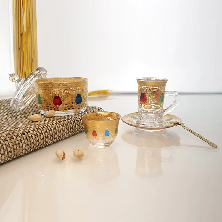 Оптовая продажа с фабрики, красочные наклейки, 26 шт., стеклянные кофейные чашки, чашки и блюдца в арабском стиле для чая или кофе, наборы сахарных чашек