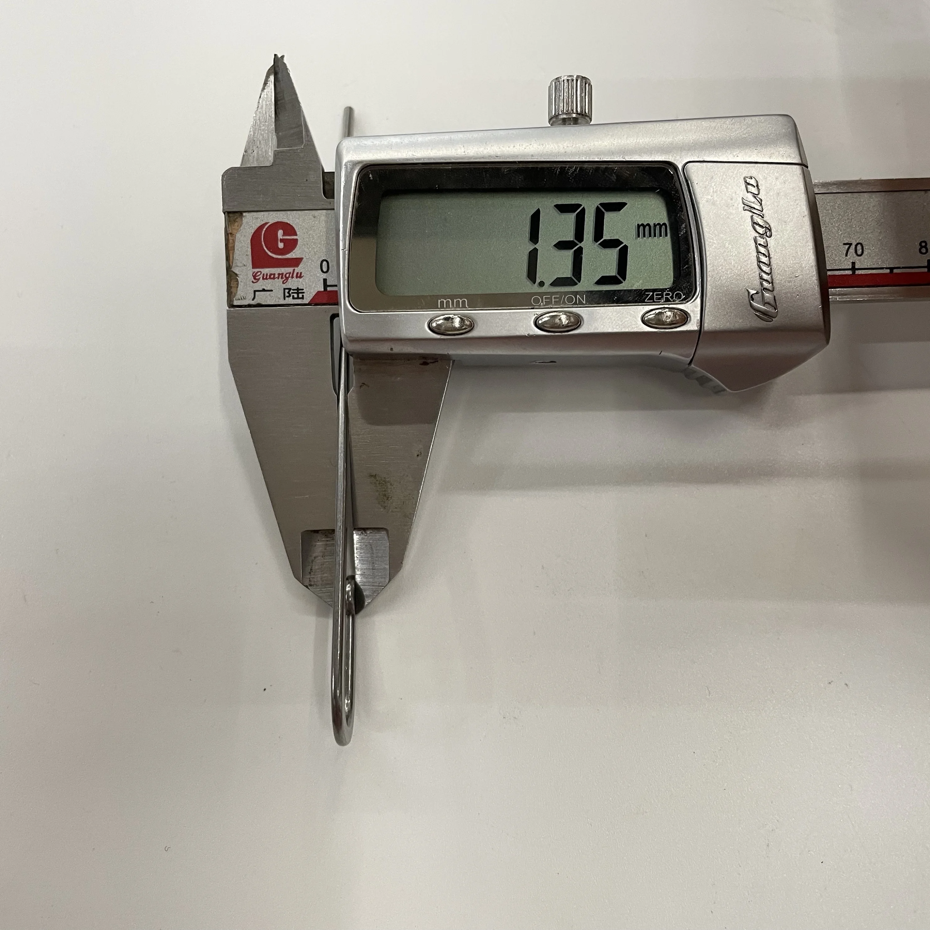 High-quality crochet machine Tonghong 1.0-74-120 Weft needle hook knitting machine accessories Textile machinery accessories