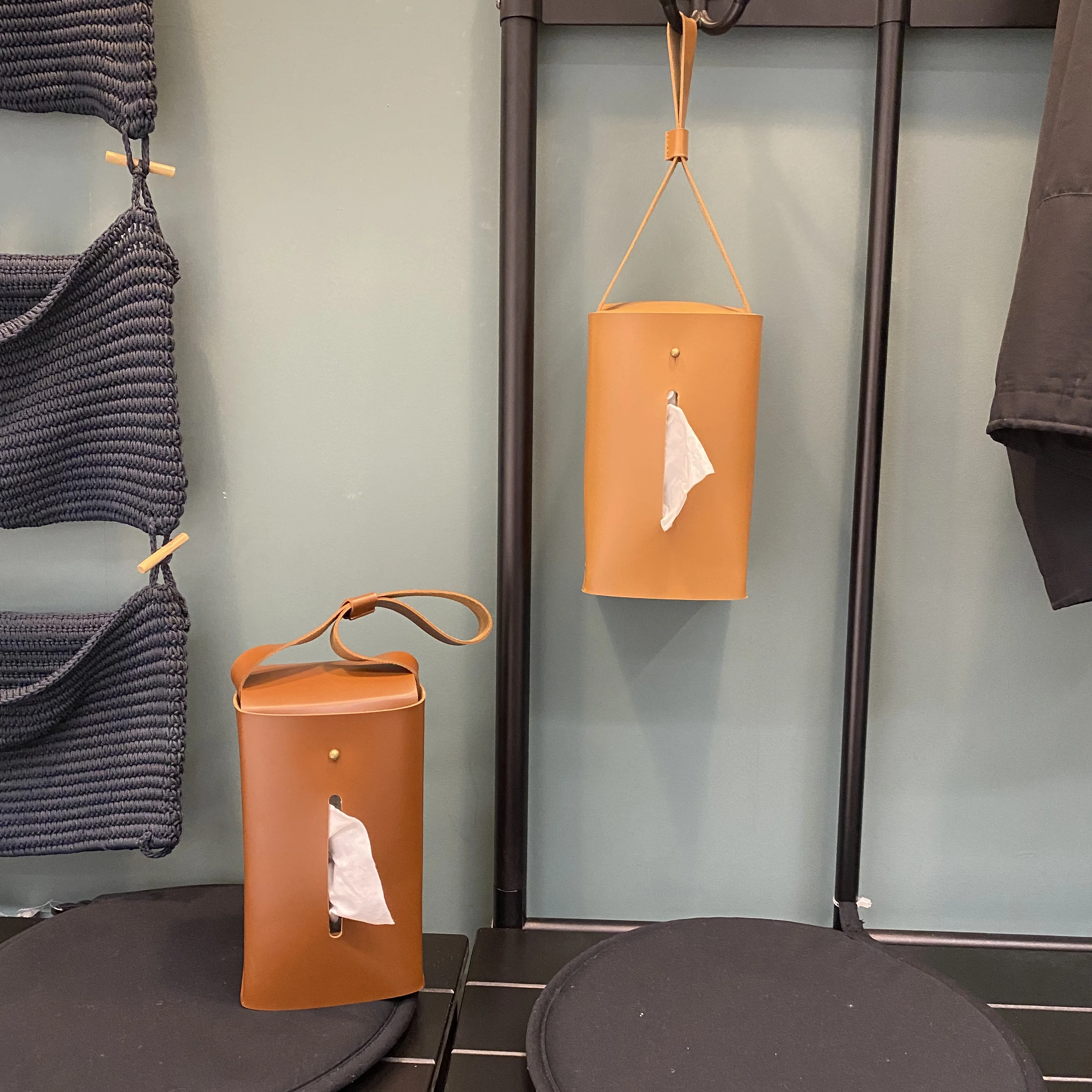 Portable Leather Hanging Tissue Case Box Napkin Holder Home Kitchen Car Paper Storage