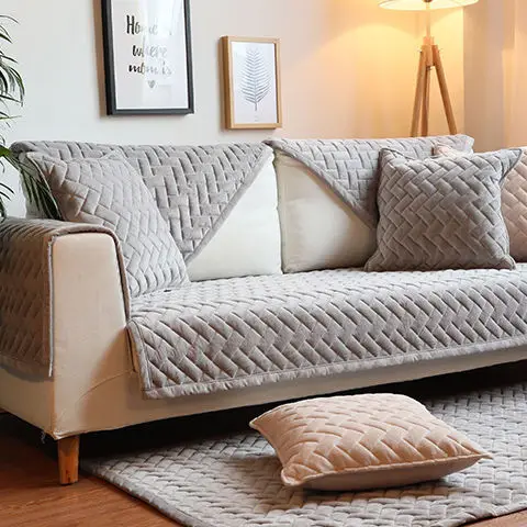 Chinese Factory Crystal Fur Slipcover in Custom Quilting and Embroidery Pattern 3D Printed Exquisite Logo for Iraq