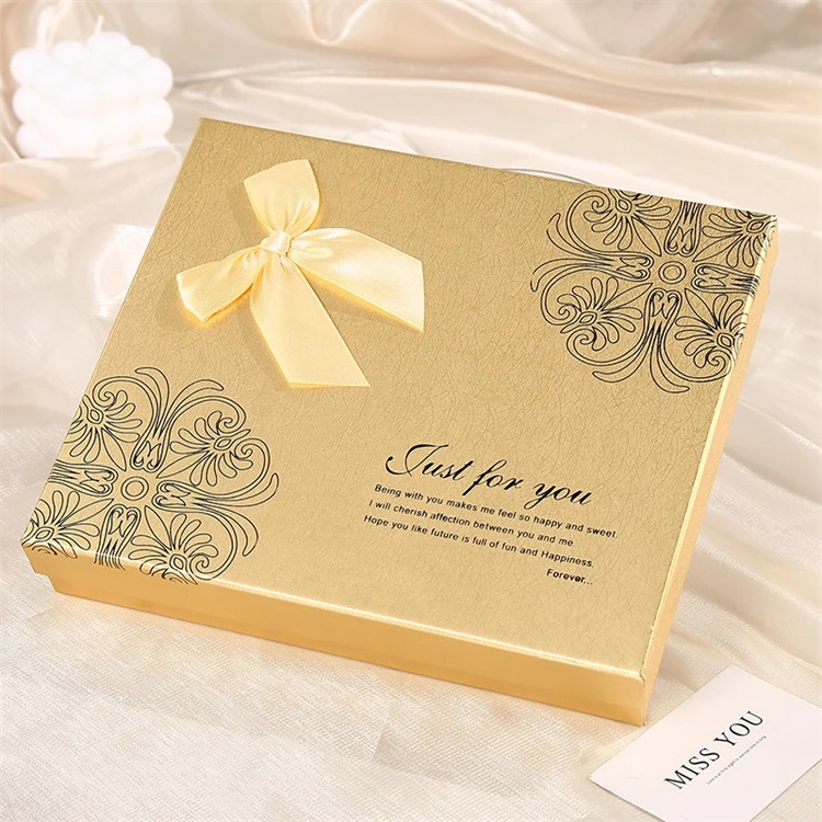 High-End Golden Foil Packaging Gift Box Wholesale Display Cardboard Paper Empty Tray Candy Chocolate Embossing Matt Lamination