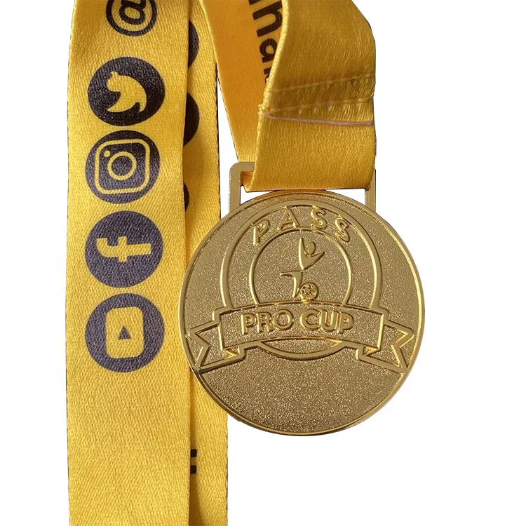 Promotional gold medal PRO CUP Sports games football medals can be customized game Soccer  medals