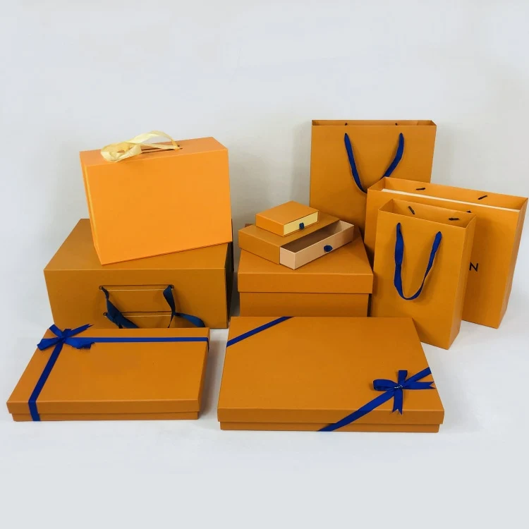 Spot Wholesale High-end Folding Boxes Gift Bags Are Suitable For Hand Bag Support Various Sizes Of Customization