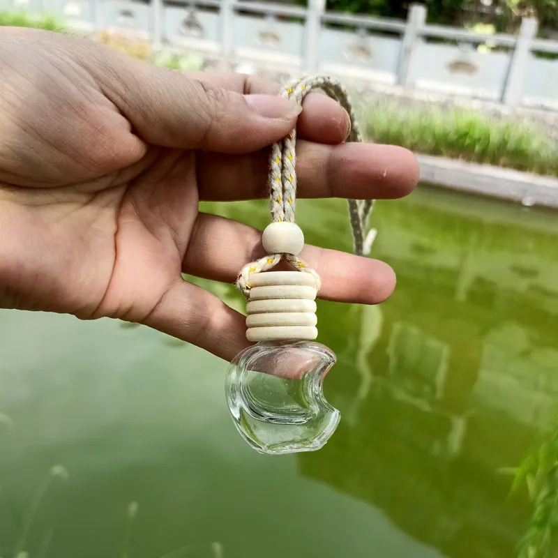 Empty 5ml  air freshener Glass Bottle Hanging empty Car Perfume Bottle With Wooden Lid