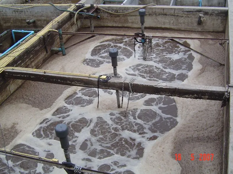 High efficiency submersible wastewater aerator supply oxygen