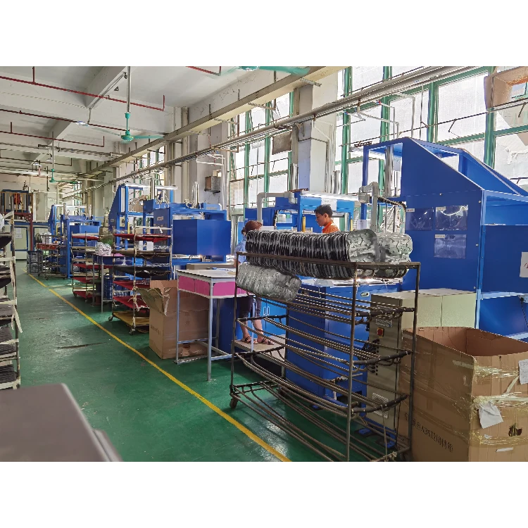 2022 MONU SPORTS New Arrival Outdoor Safety Sport Ear Pad Ski Helmet Snow Helmet for Adults