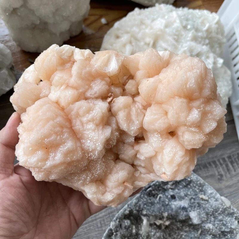 Factory directly sell natural quartz fisheye stone crystal Apophyllite cluster Specimen for collection