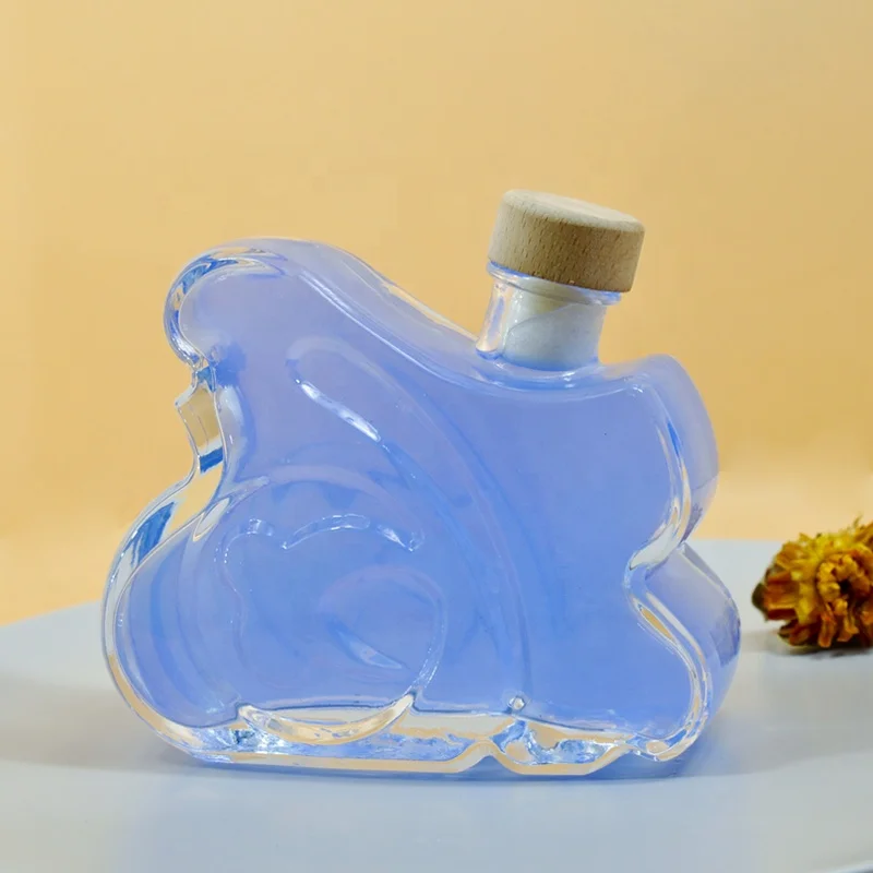 wholesale unique butterfly shape alcohol spirits juice drinking glass bottle