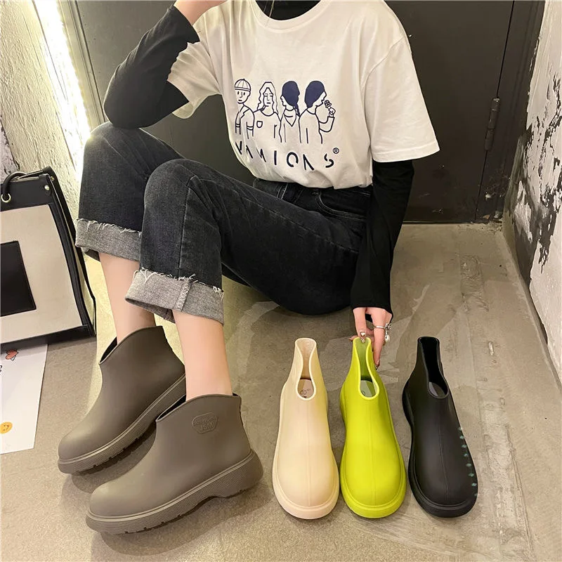 2023 new rain shoes women short tube waterproof rubber shoes low top fashion water shoes outdoor non-slip rain boots