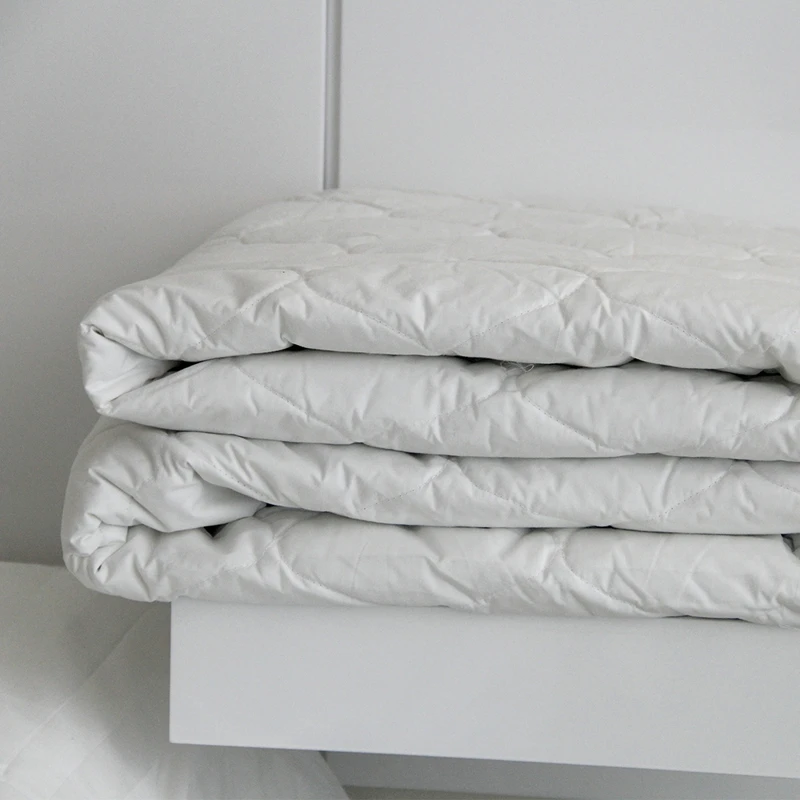 200GSM custom mattress cover protector waterproof and anti-slip extra-large size protective cover mattress covers protectors