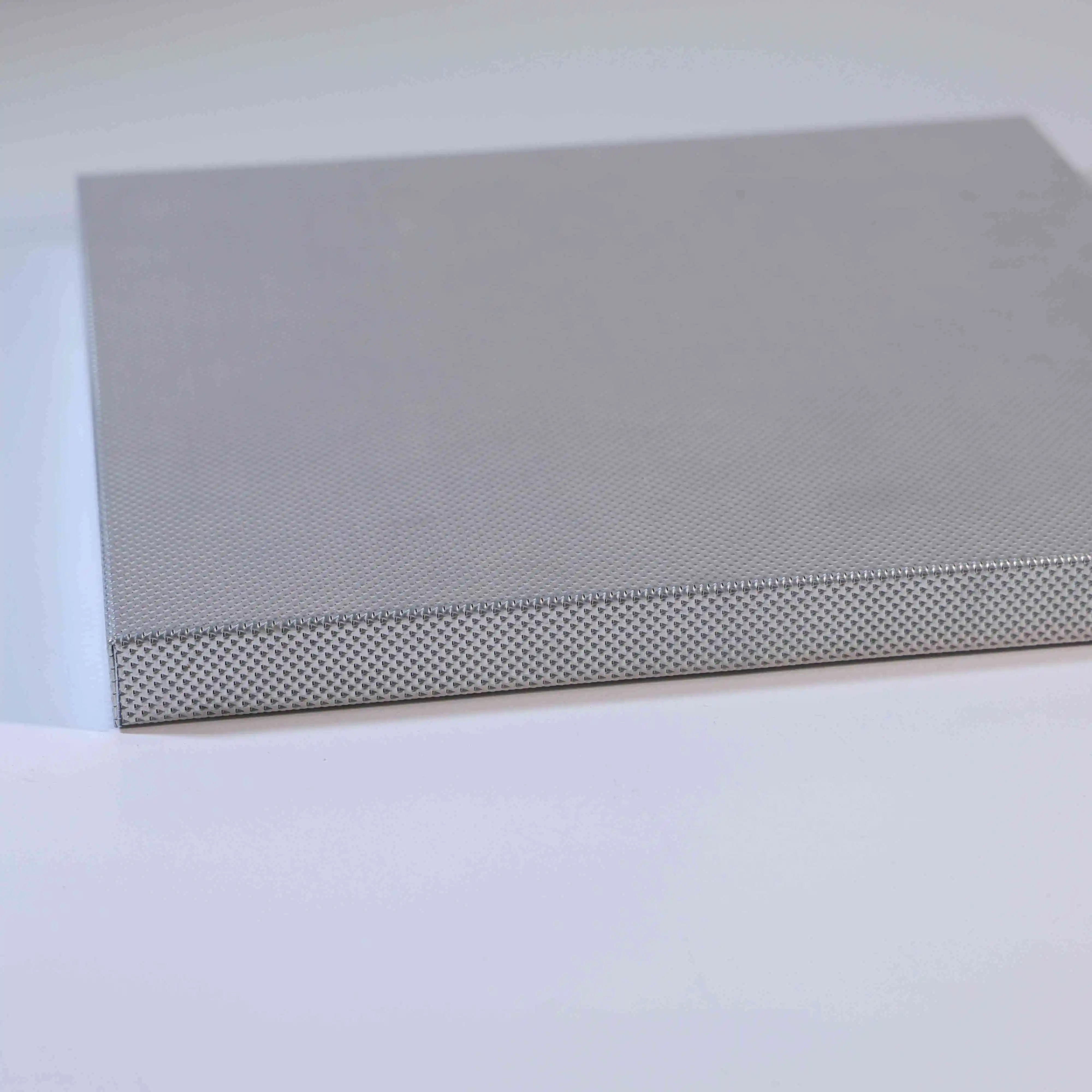 2mm Anti-Static Fireproof Decorative Aluminum Gypsum Board Perforated Panel Sound Absorbing Ceiling 300x1200 Wood Acoustic Panel
