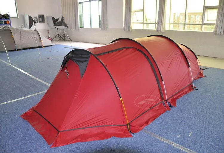 China Manufacturer Ripstop Nylon Polyurethane Silicone Coating 3-person Camping Tunnel Tent Seam Taping 4 Season with Snow Flap