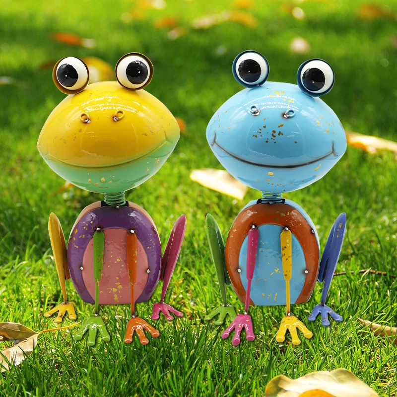 Outdoor Metal Garden Art wholesale Standing metal crafts frog Sculpture For Yard  Art metal garden decoration