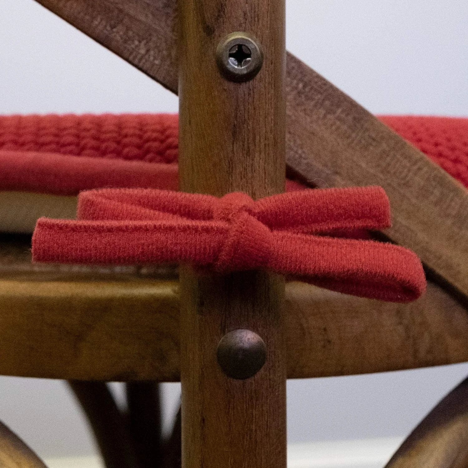 Square Thick Chair Pad with Ties Non Slip Soft and Comfortable Seat Cushions for Kitchen Dining Office Chair Cushions for home