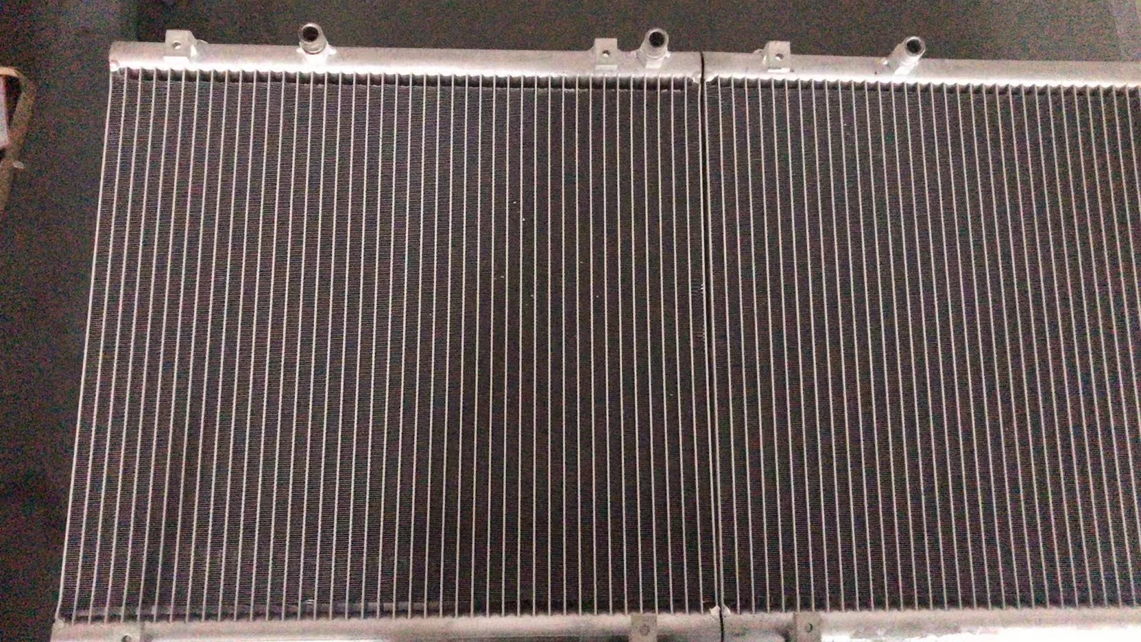 Factory directly supply low price high quality aluminum finned microchannel condenser heat exchanger for car