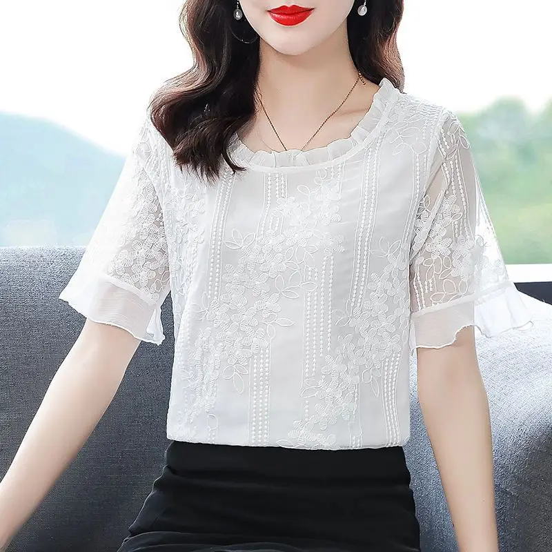 2024 Women White Lace Elegant Blouse Shirt Long Sleeve Women Blusas Mujer De Moda Blouses Femme Women Tops