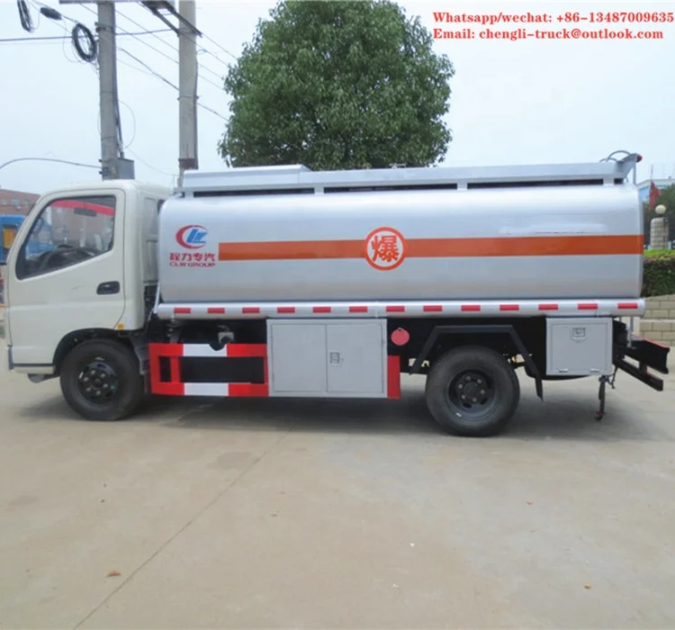 Foton fuel tank truck 6 wheel 108hp small 5000L fuel truck for sale