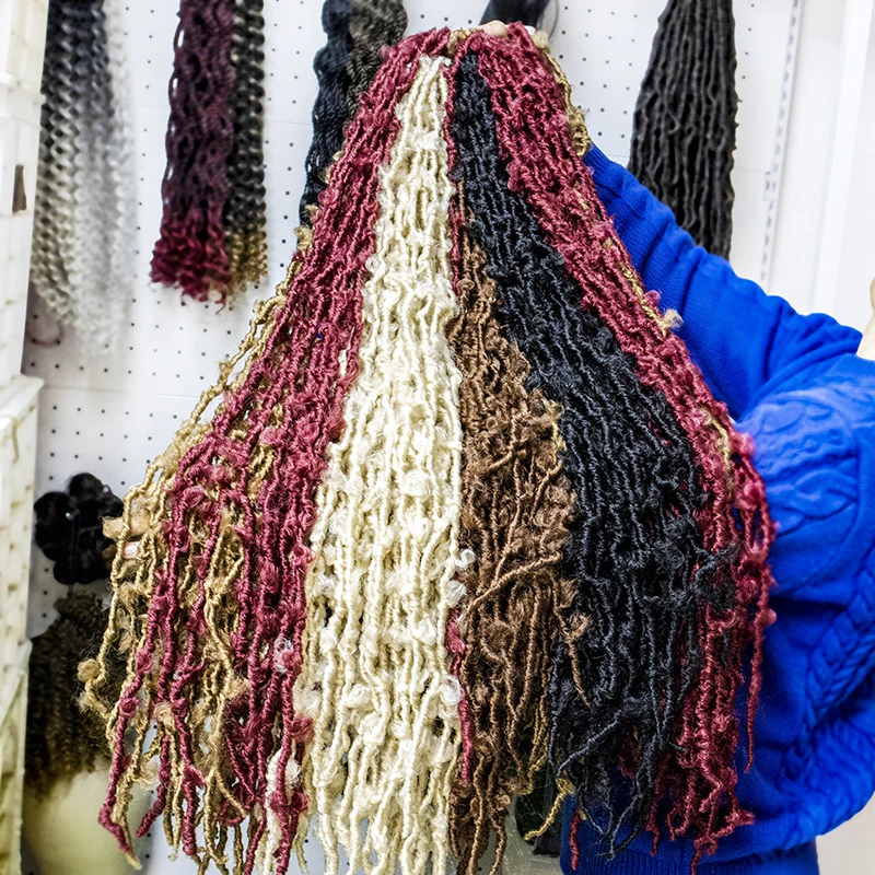 Wholesale HOT selling cheveux pour jumbo boho 26 premade ombre faux wig 12 in color 38 inch crotchet hair butterfly locs